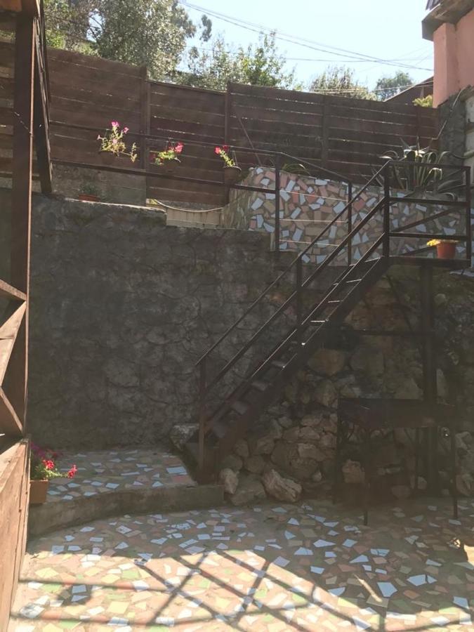 Gostevoy Dom Samir Hotel Gagra Bagian luar foto